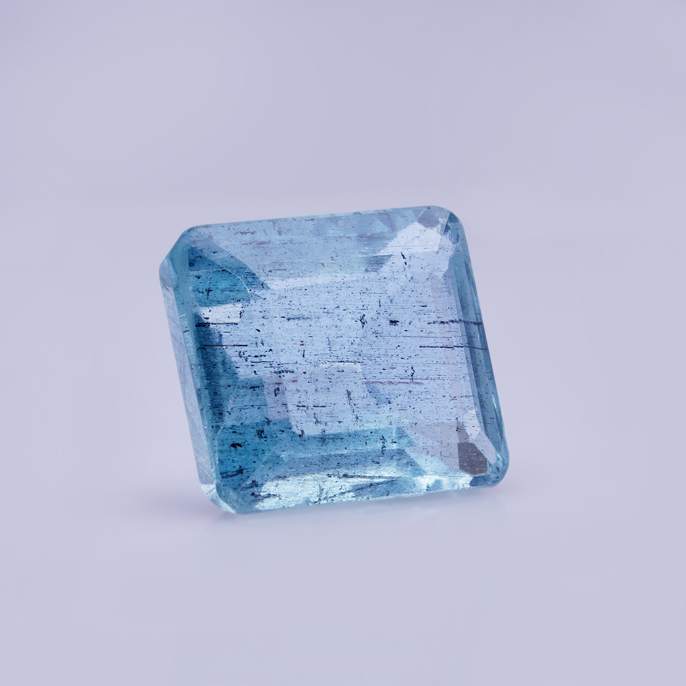 6.38 Carat/ 7.08 Ratti Natural Aquamarine Gemstone