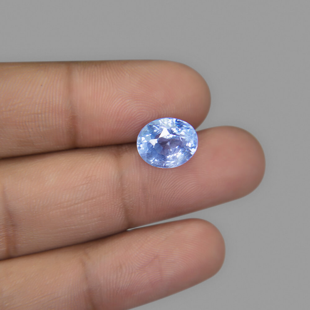 Blue Sapphire - 6.65 Carat (7.50 Ratti)