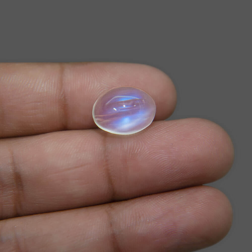 Moonstone Blue Rainbow - 8.51 Carat