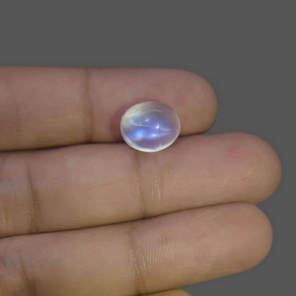 Moonstone Blue Rainbow - 7.47 Carat