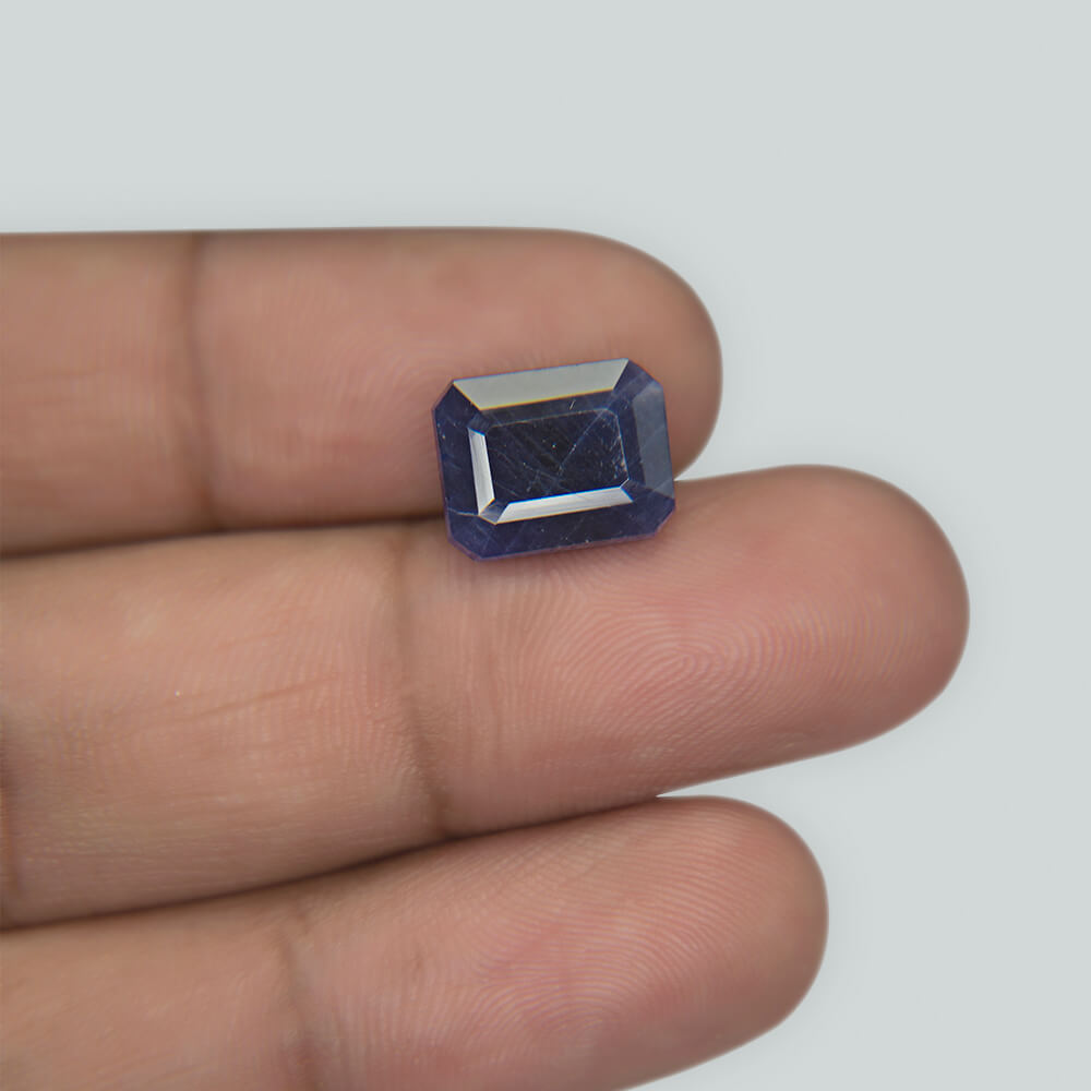 Blue Sapphire - 6.48 Carat (7.25 Ratti)
