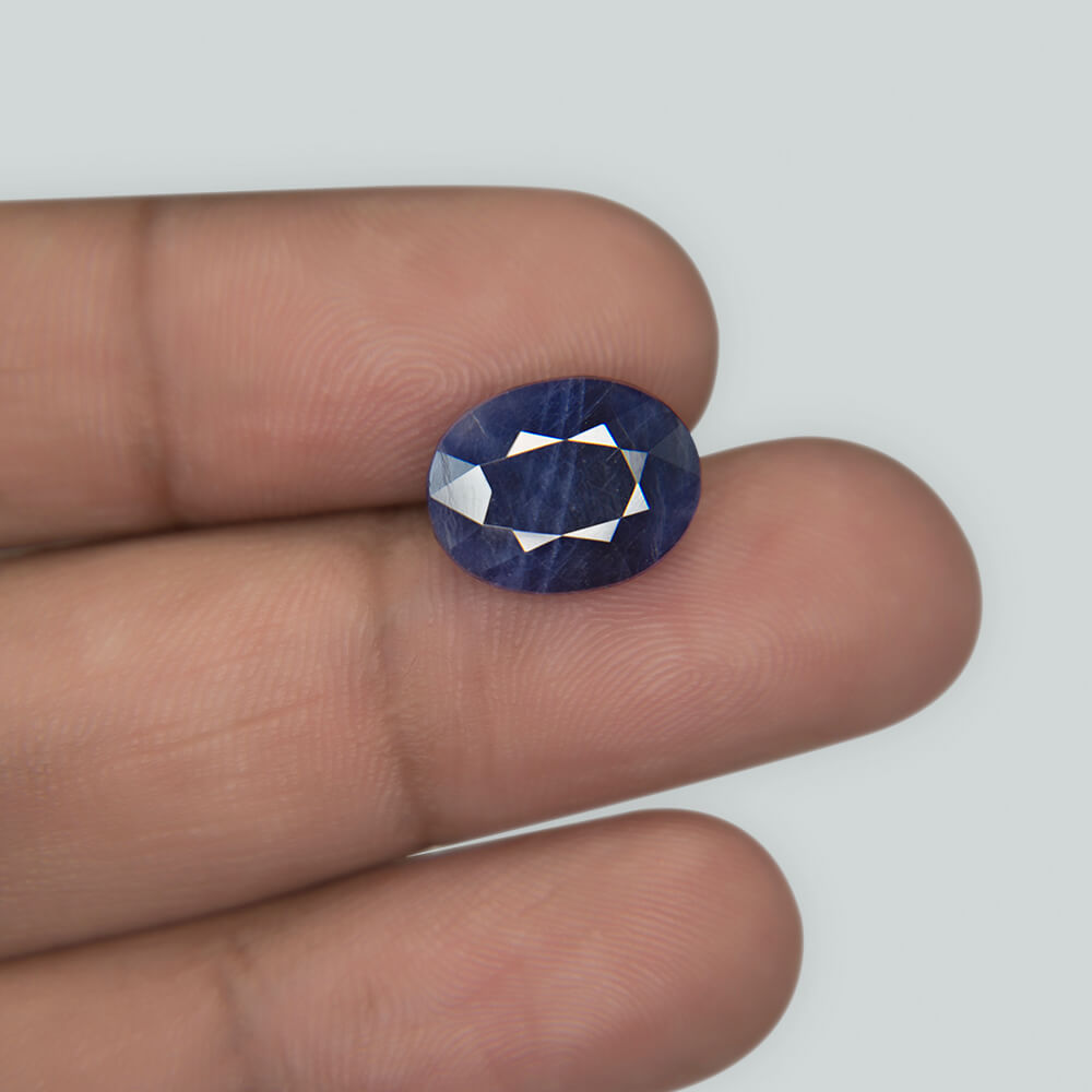 Blue Sapphire - 6.64 Carat (7.30 Ratti)