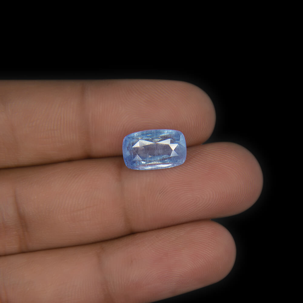 Blue Sapphire (Neelam) Sri Lanka- 7.60 Carat (8.40 Ratti)
