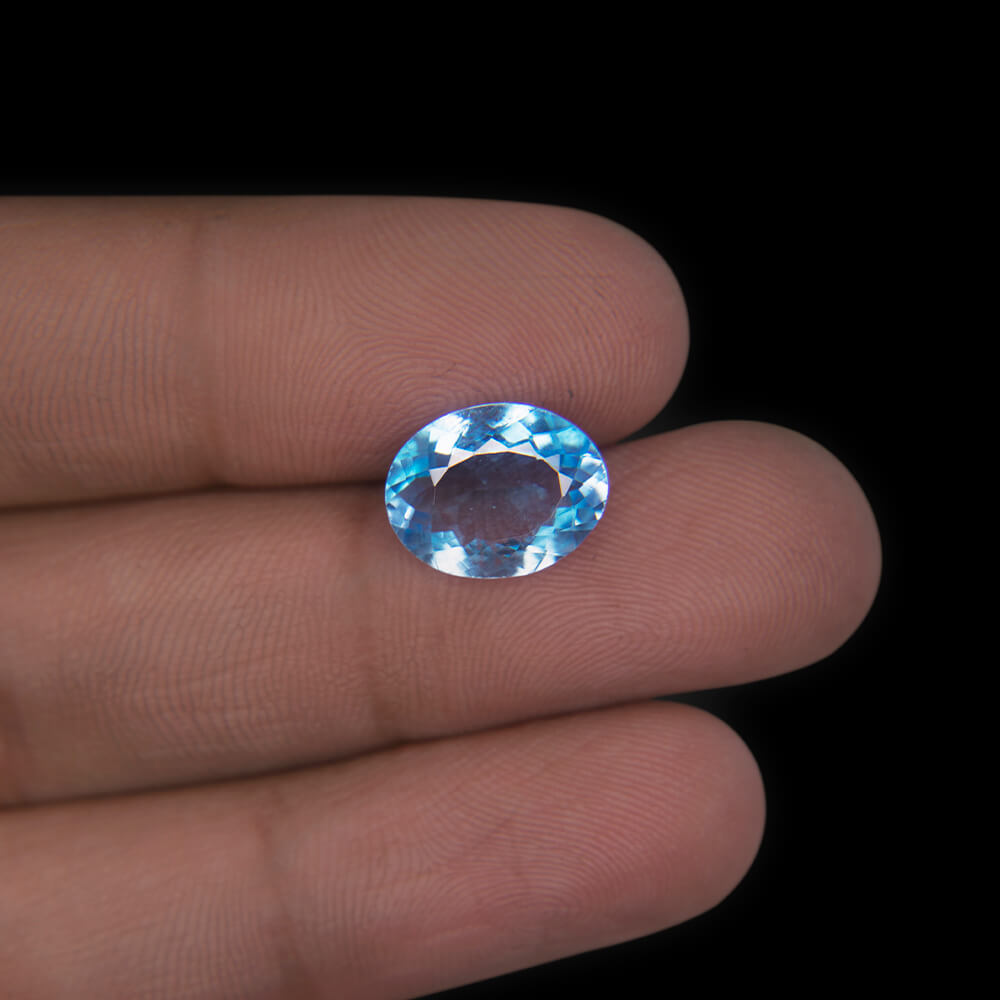 Blue Topaz - 4.27 Carat