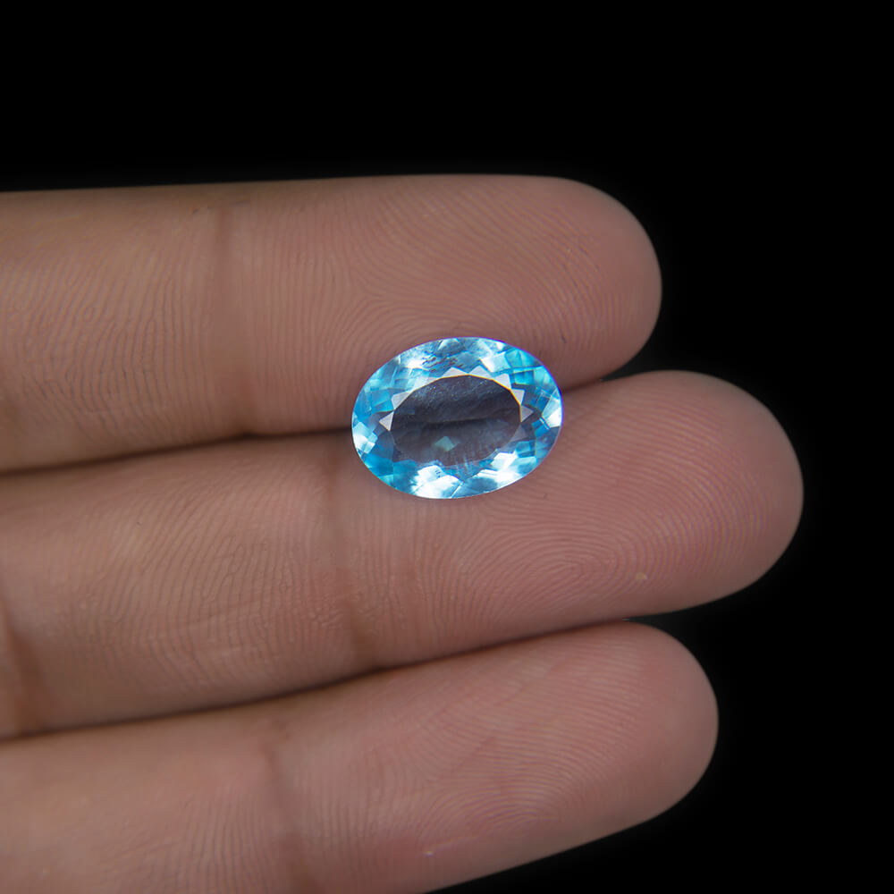 Blue Topaz - 4.58 Carat