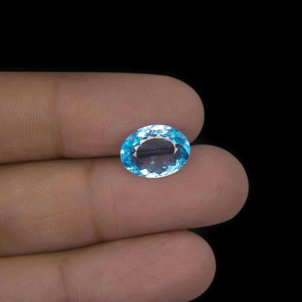 Blue Topaz - 4.42 Carat