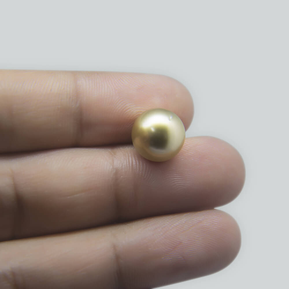 Green Pearl - 8.80 Carat