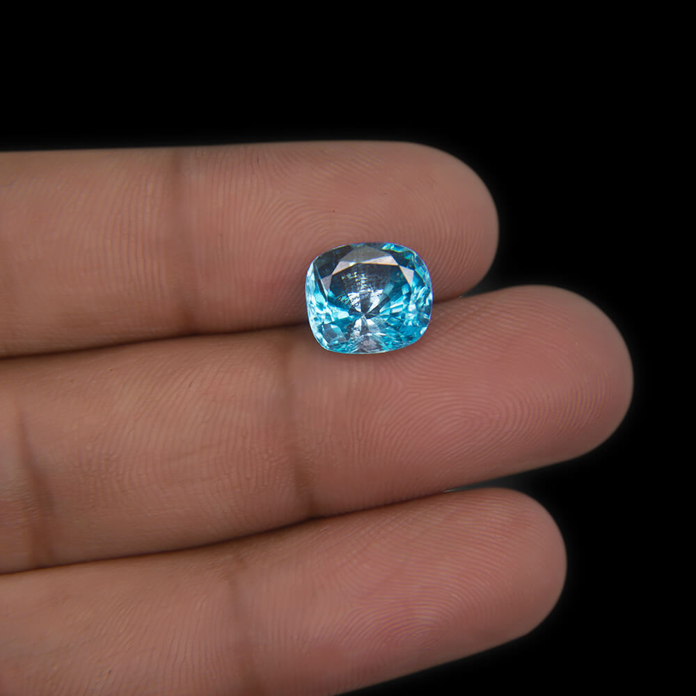 Blue Zircon - 6.02 Carat