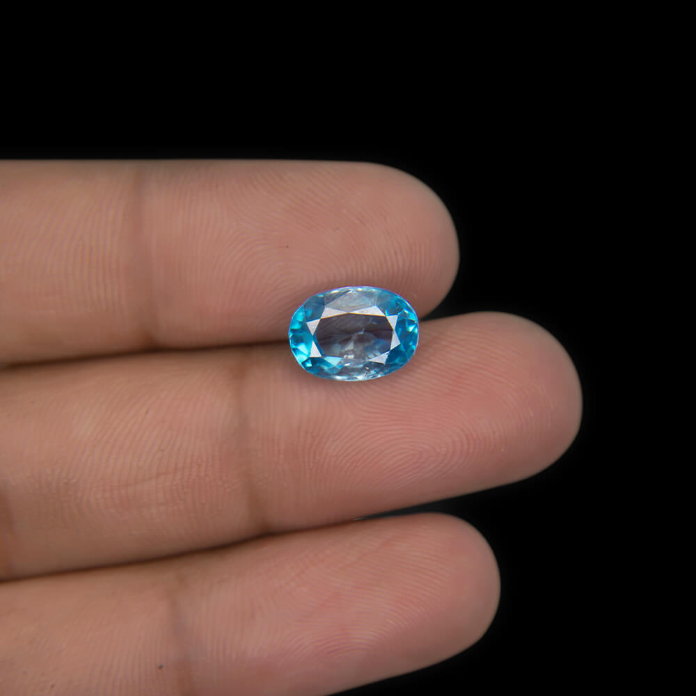 Blue Zircon - 5.44 Carat