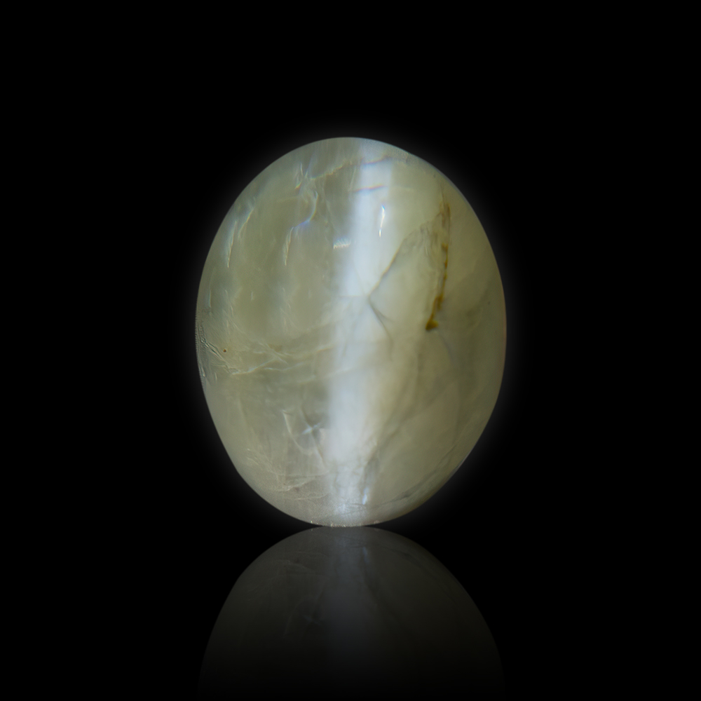 Chrysoberyl Cats Eye (Lehsunia) Gemstone  - 5.58 Carat (6.25 Ratti)