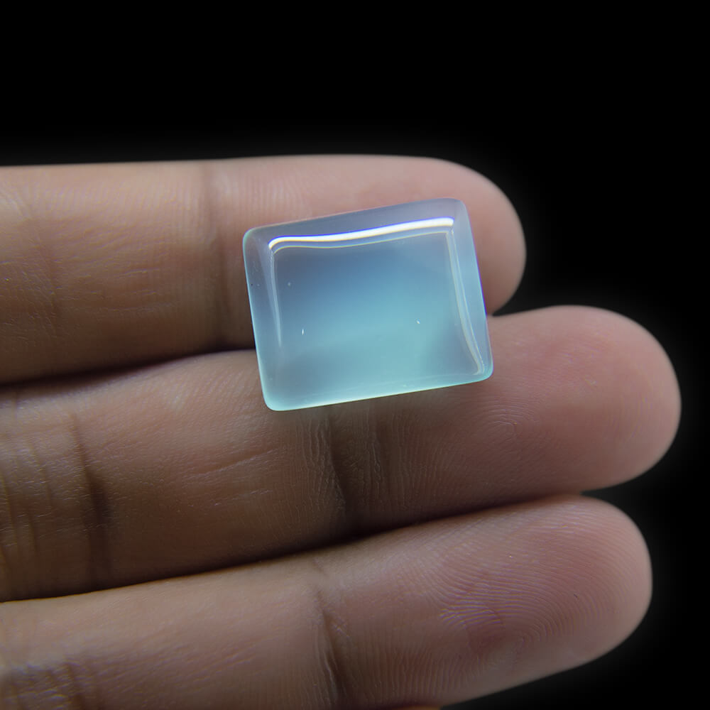 Chalcedony - 18.55 Carat