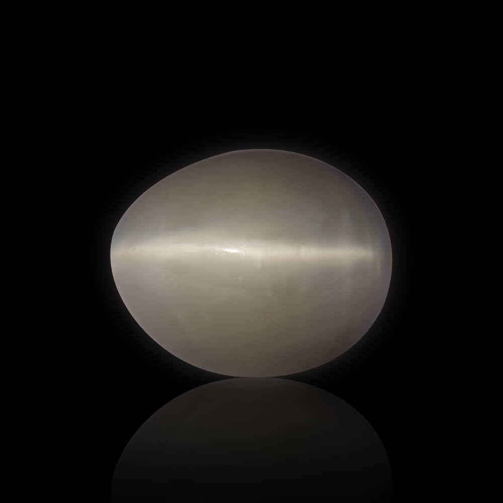 Cat's Eye - 8.81 Carat