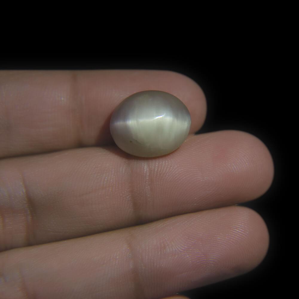 Cat's Eye Stone - 12.49 Carat (13.90 Ratti)
