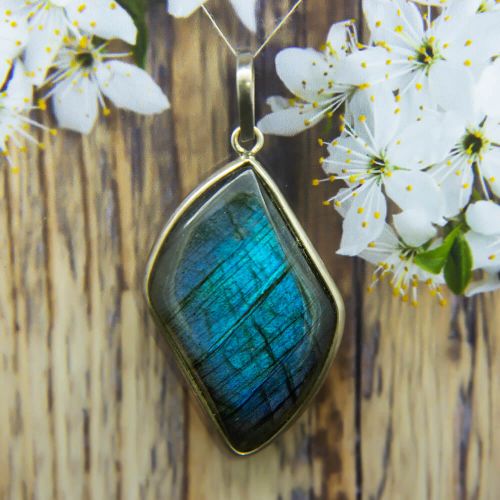 Labradorite Silver Pendant