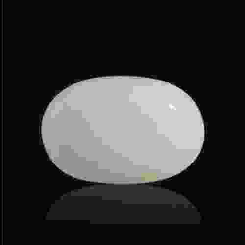 White Opal - 10.83 Carat (12.00 Ratti)