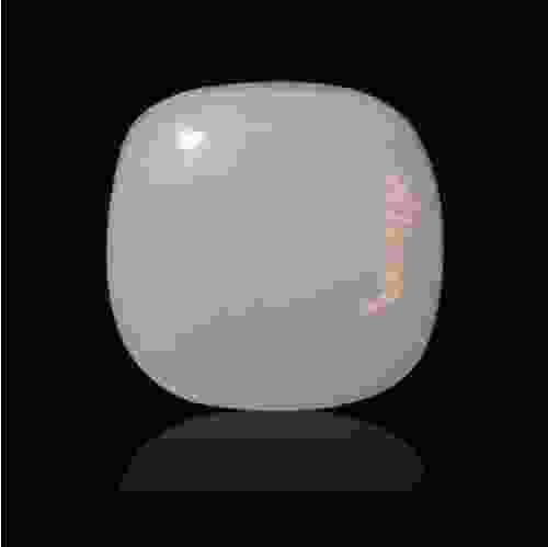 White Opal - 7.45 Carat (8.25 Ratti)