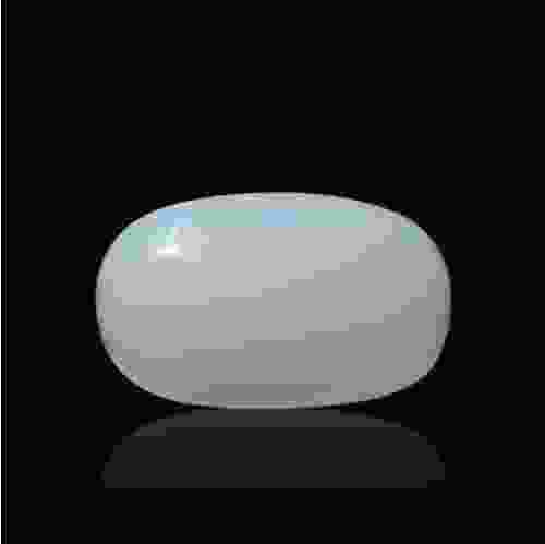 White Opal - 8.15 Carat (9.10 Ratti)