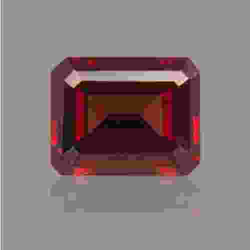 Red Garnet (Almandine, Pyrope) Gemstone - 3.89 Carat