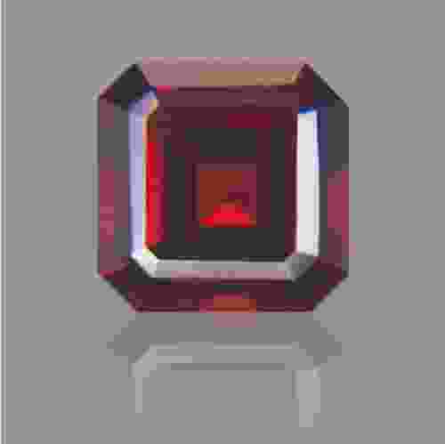 Red Garnet (Almandine, Pyrope) Gemstone - 6.11 Carat