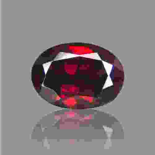 Red Garnet (Almandine, Pyrope) Gemstone - 5.72 Carat