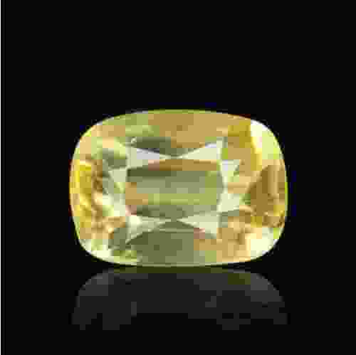 Yellow Sapphire (Pukhraj) Sri Lanka - 4.38 Carat (4.90 Ratti)