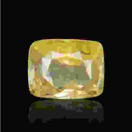 Yellow Sapphire (Pukhraj) Sri Lanka - 4.16 Carat (4.50 Ratti)