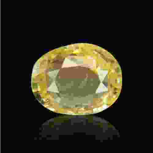 Yellow Sapphire (Pukhraj) Sri Lanka - 4.12 Carat (4.50 Ratti)