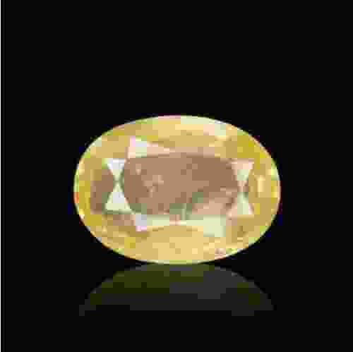 Yellow Sapphire (Pukhraj) Sri Lanka - 4.24 Carat (4.50 Ratti)