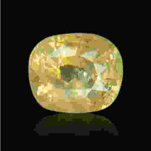 Yellow Sapphire (Pukhraj) Sri Lanka - 4.88 Carat (5.40 Ratti)