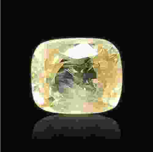 Yellow Sapphire (Pukhraj) Ceylon  - 4.18 Carat (4.60 Ratti)