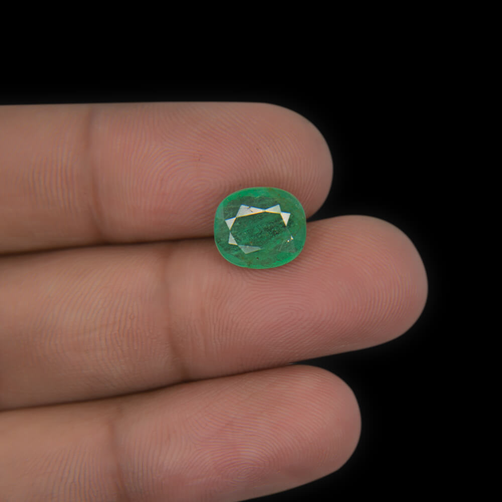 Emerald (Panna) Colombian - 2.92 Carat (3.25 Ratti)