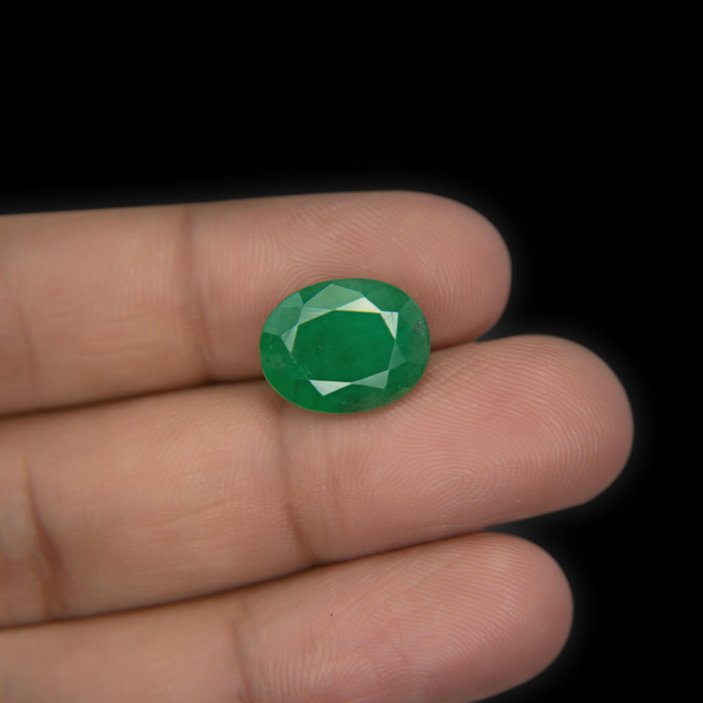 Emerald (Panna) Zambian - 7.42 Carat (8.25 Ratti)