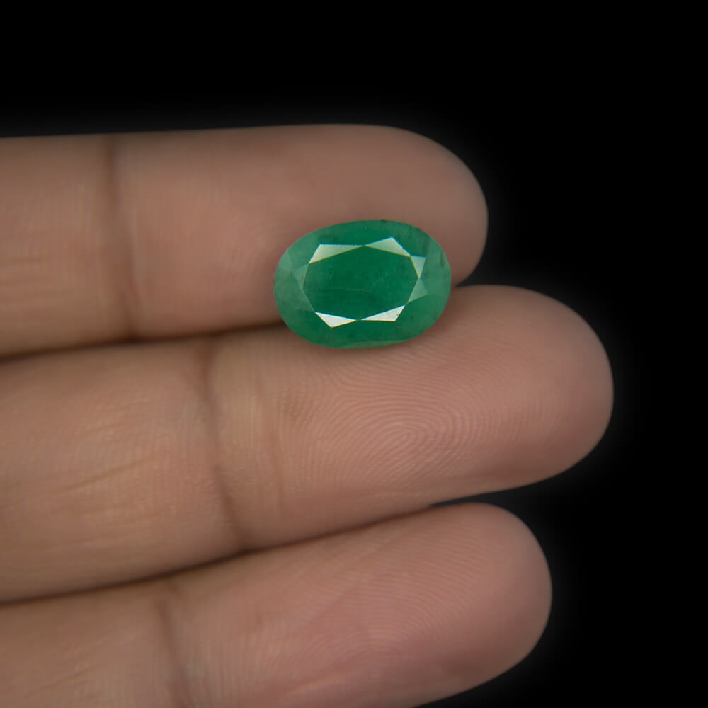 Emerald (Panna) Zambian - 4.79 Carat (5.30 Ratti)