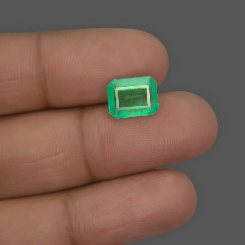 Emerald - 3.63 Carat