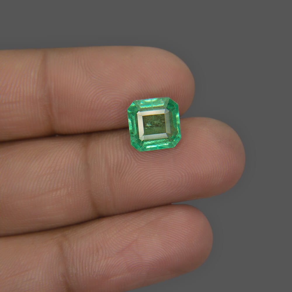 Emerald - 3.43 Carat