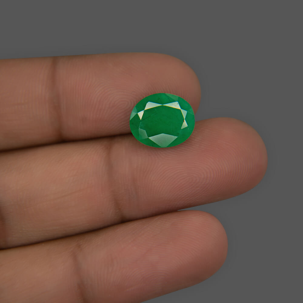Emerald (Panna) Zambian - 4.09 Carat (4.50 Ratti)
