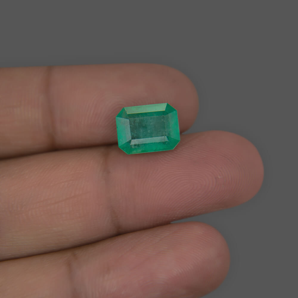 Emerald - 4.70 Carat