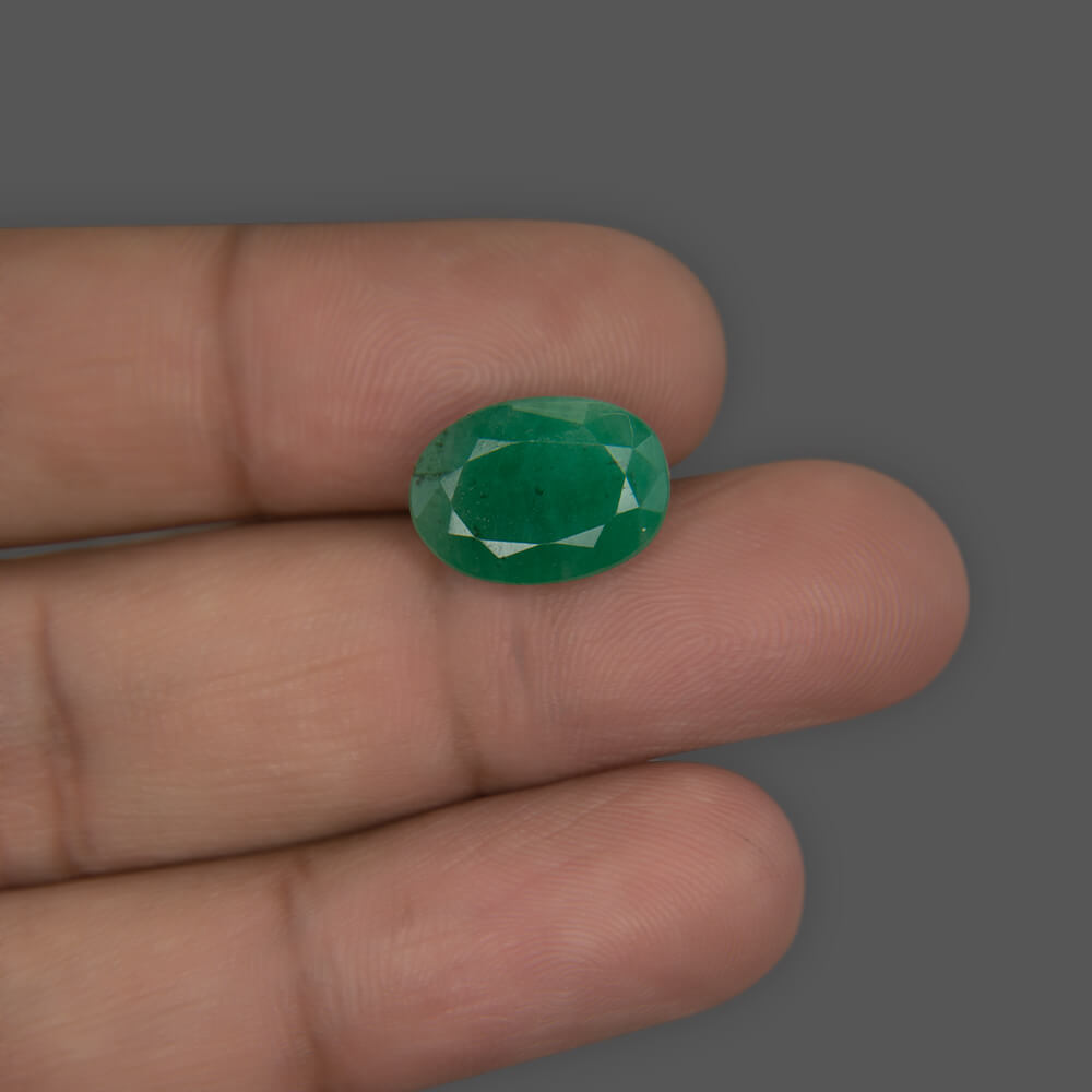 Emerald (Panna) Zambian - 5.49 Carat (6.10 Ratti)