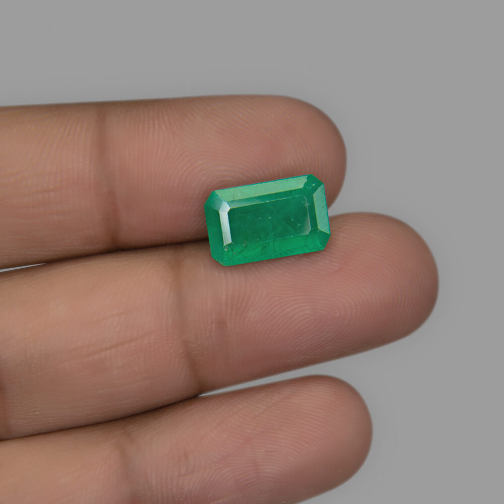Emerald - 4.55 Carat