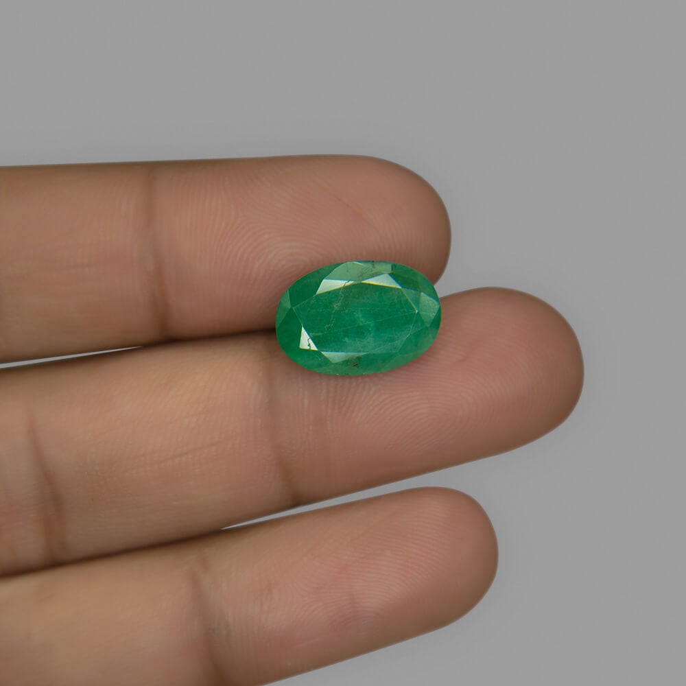 Emerald - 5.99 Carat