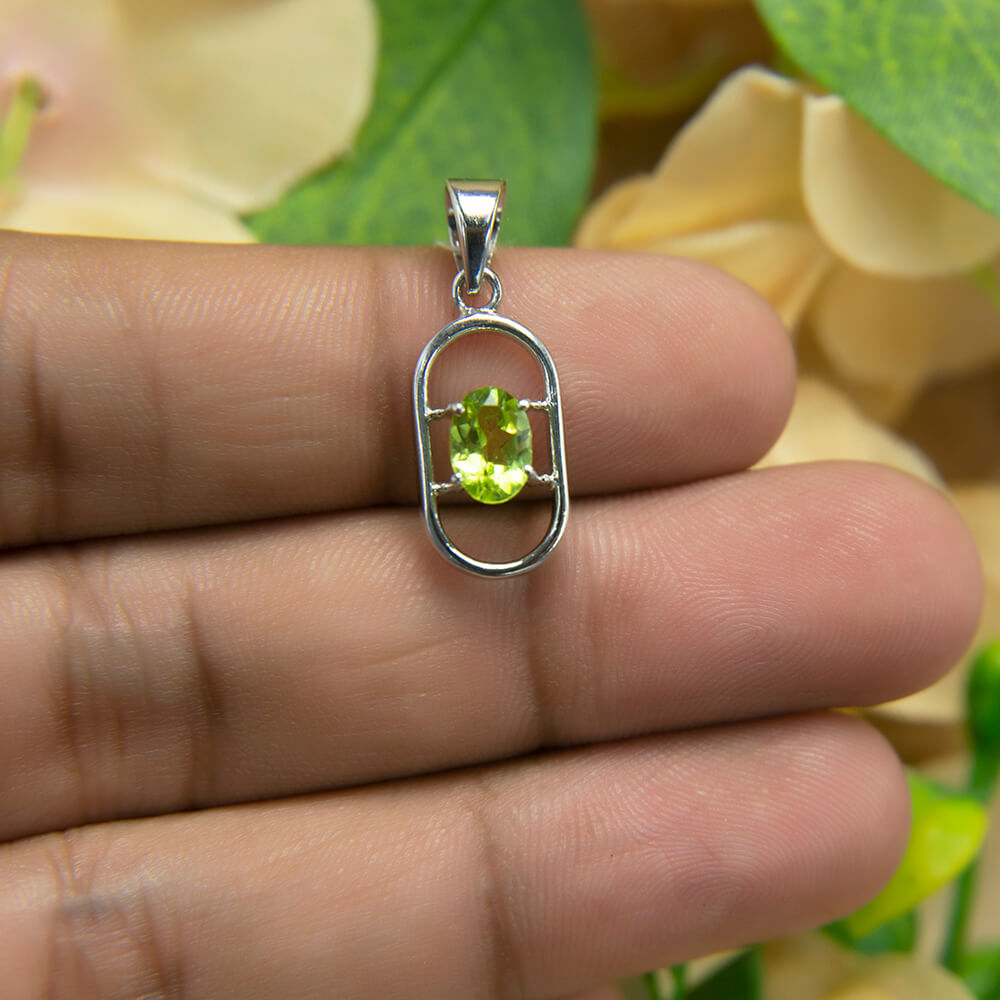 Peridot Silver Pendant