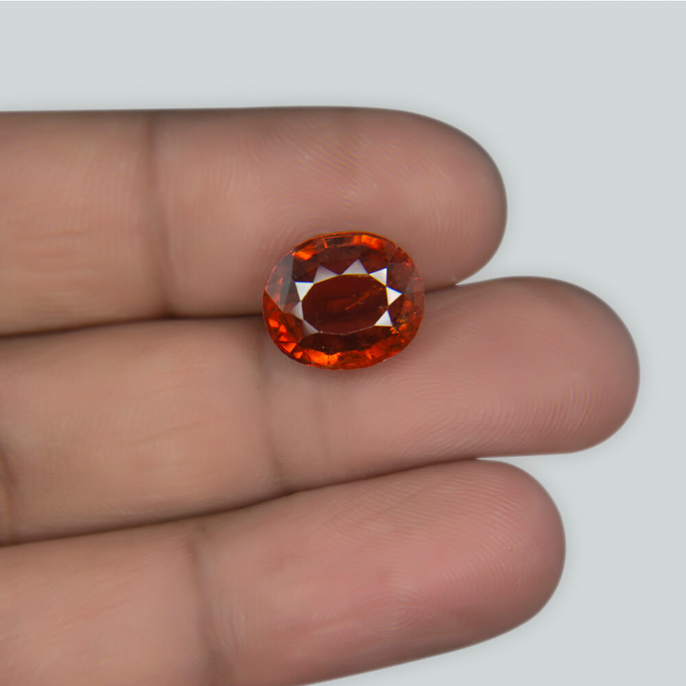 Hessonite - 7.49 Carat