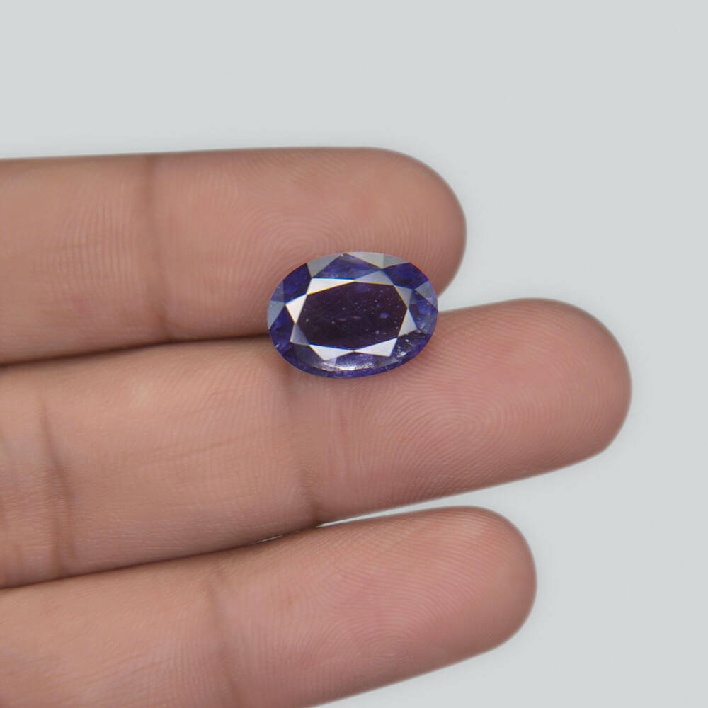 Iolite - 5.89 Carat