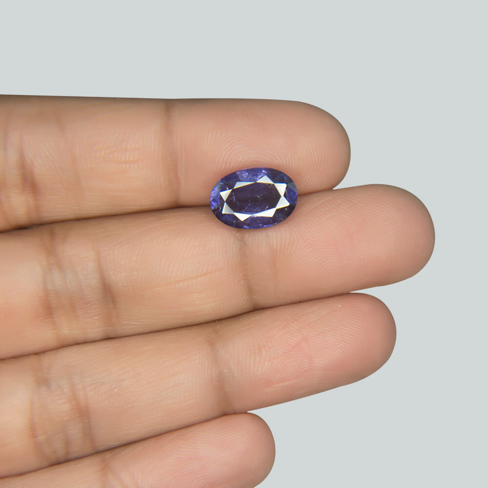 Iolite - 5.67 Carat