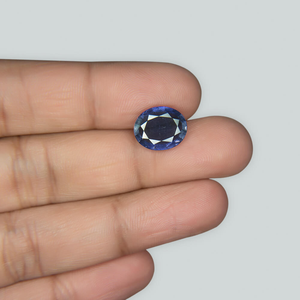 Iolite - 3.96 Carat