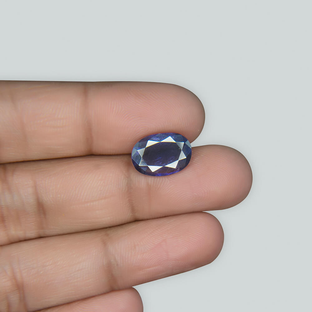 Iolite - 4.88 Carat