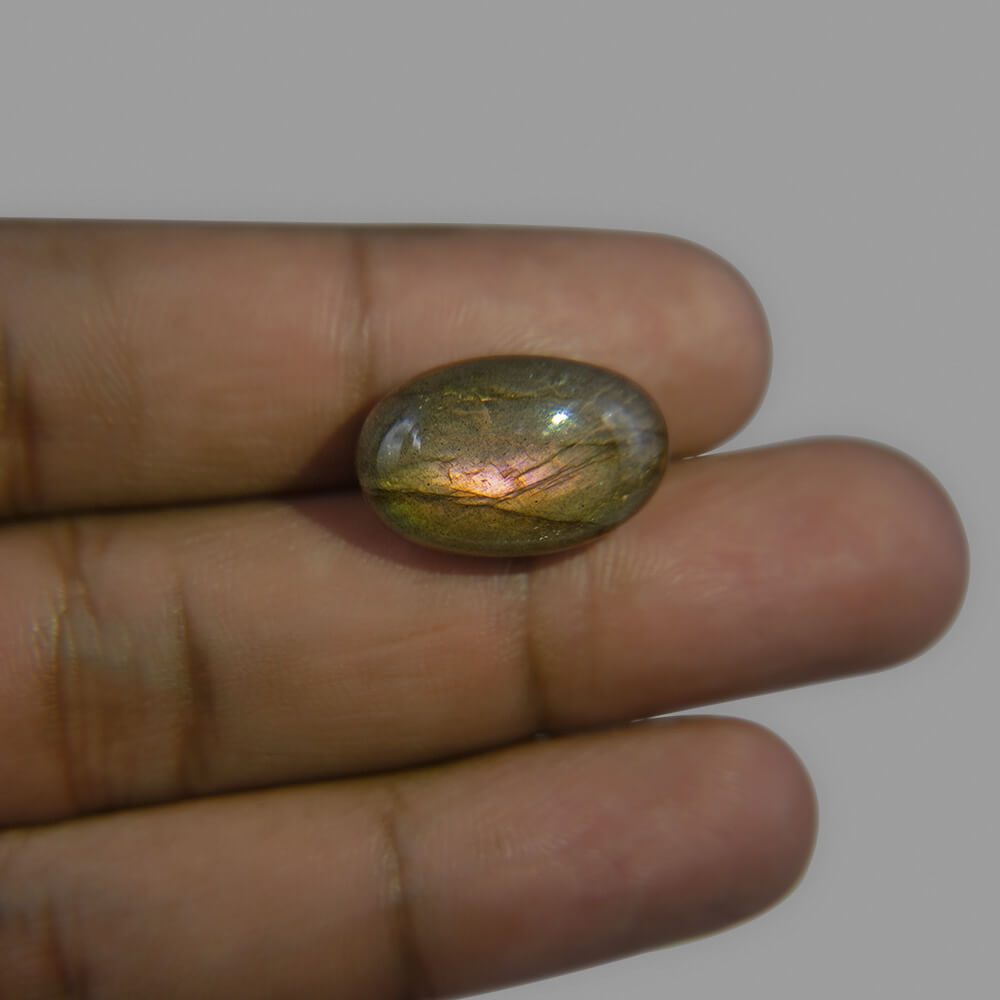 Labradorite - 14.68 Carat