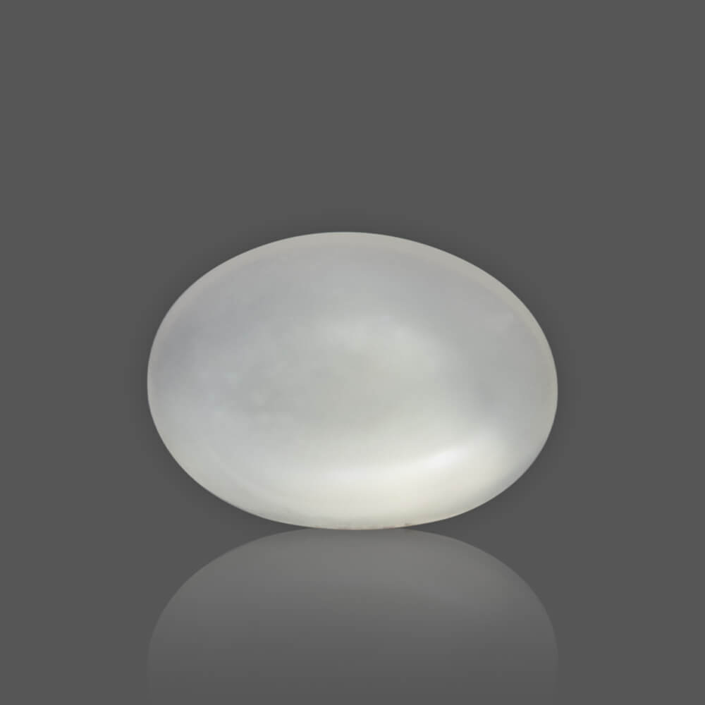Moonstone - 5.33 Carat