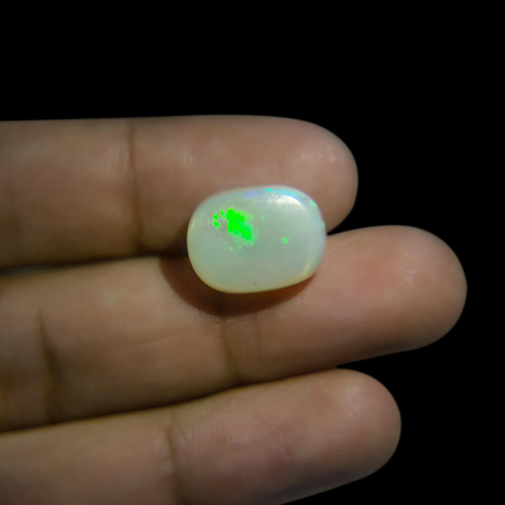 Opal Australian with Fire - 8.80 Carat (9.50 Ratti)