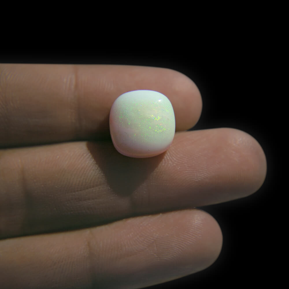 Opal Australian with Fire - 9.39 Carat (10.40 Ratti)